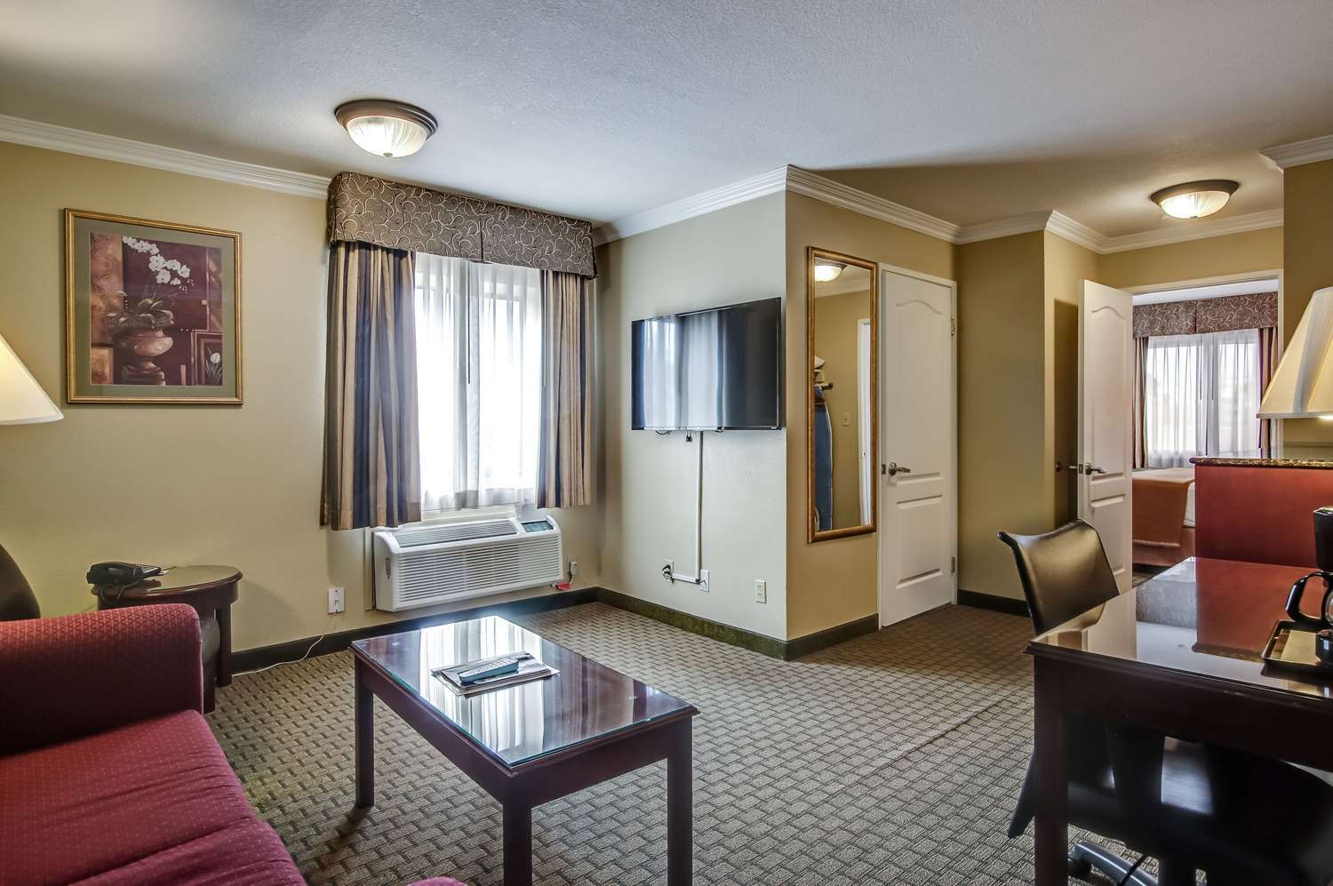 Howard Johnson By Wyndham Reseda Hotel & Suites ロサンゼルス エクステリア 写真